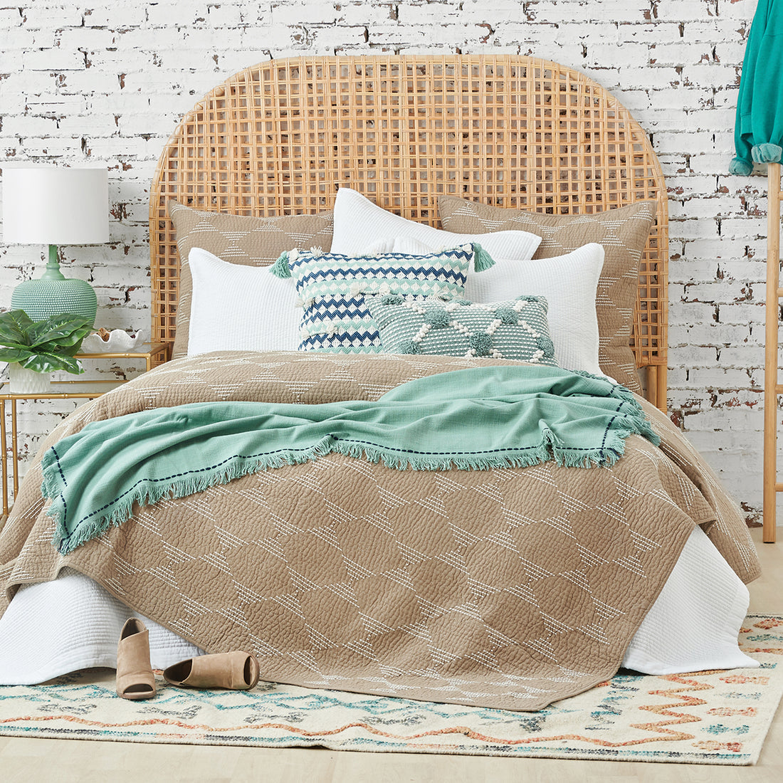 Saunders Quilt by Carol & Frank